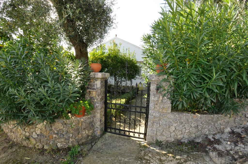 Emmy villa paleokastritsa room 1